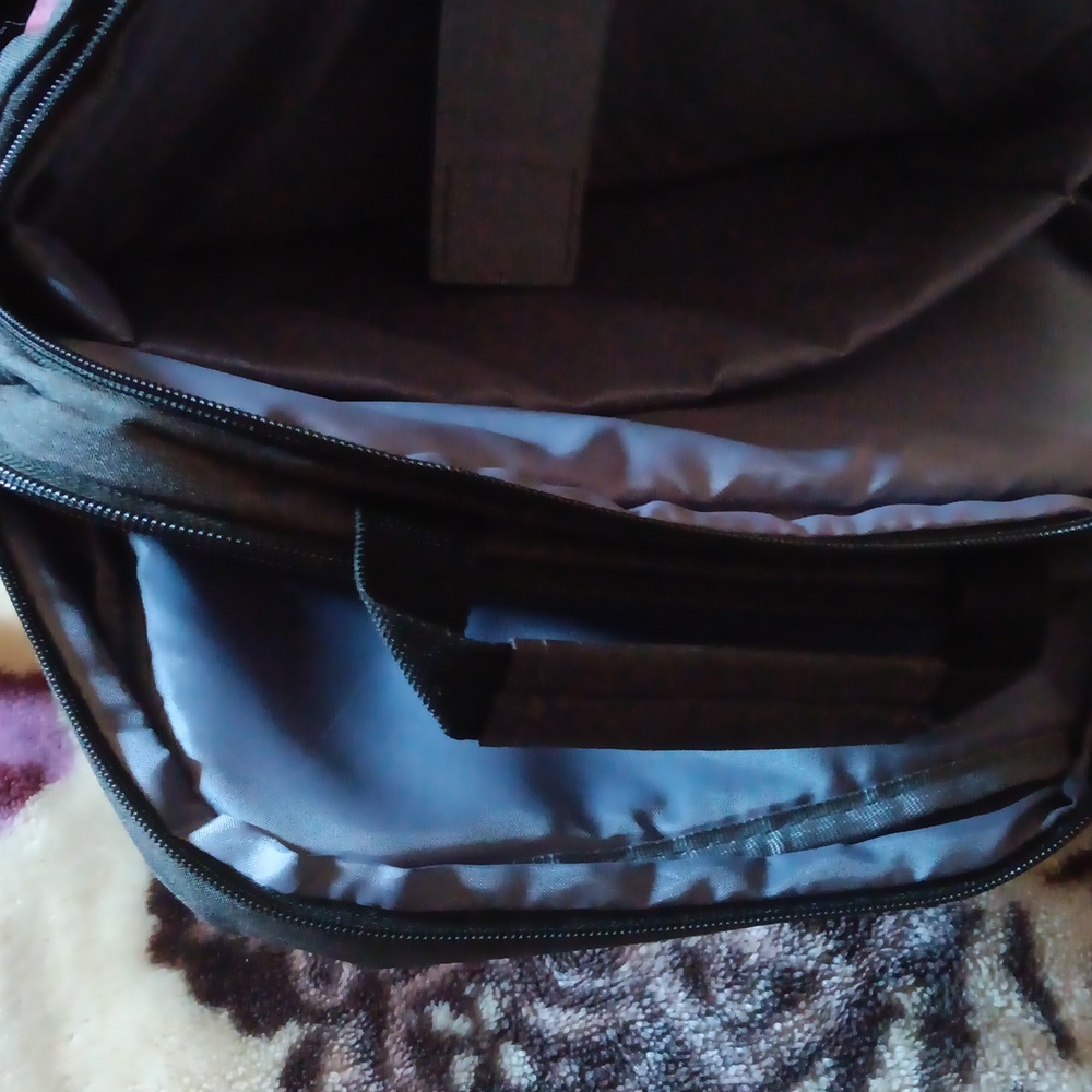 Backpack - Picture 2 of 4